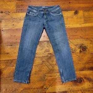 Miss Me Cropped Skinny Jeans with Ankle Zip